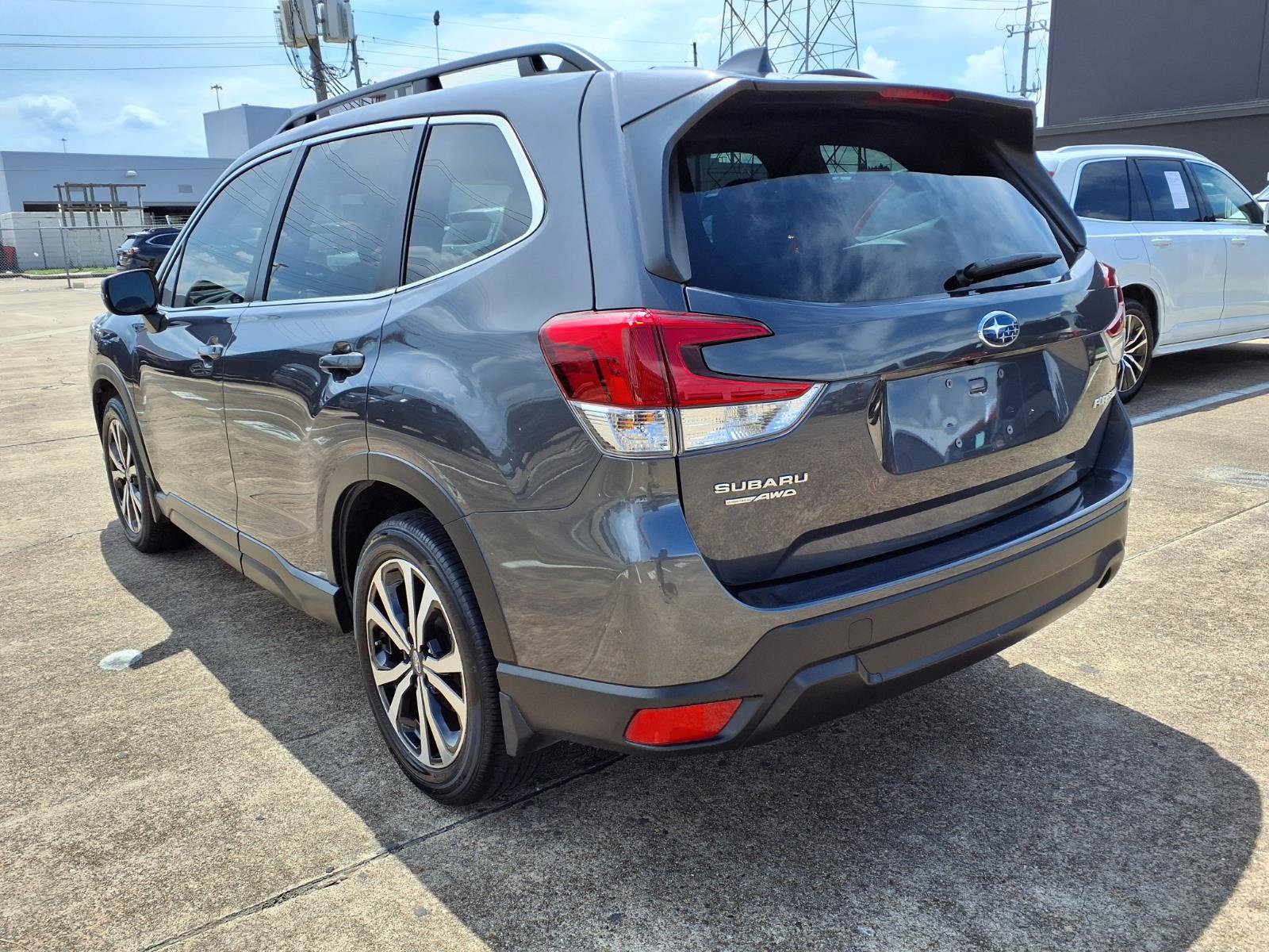 Certified 2023 Subaru Forester Limited AWD/4WD image 3
