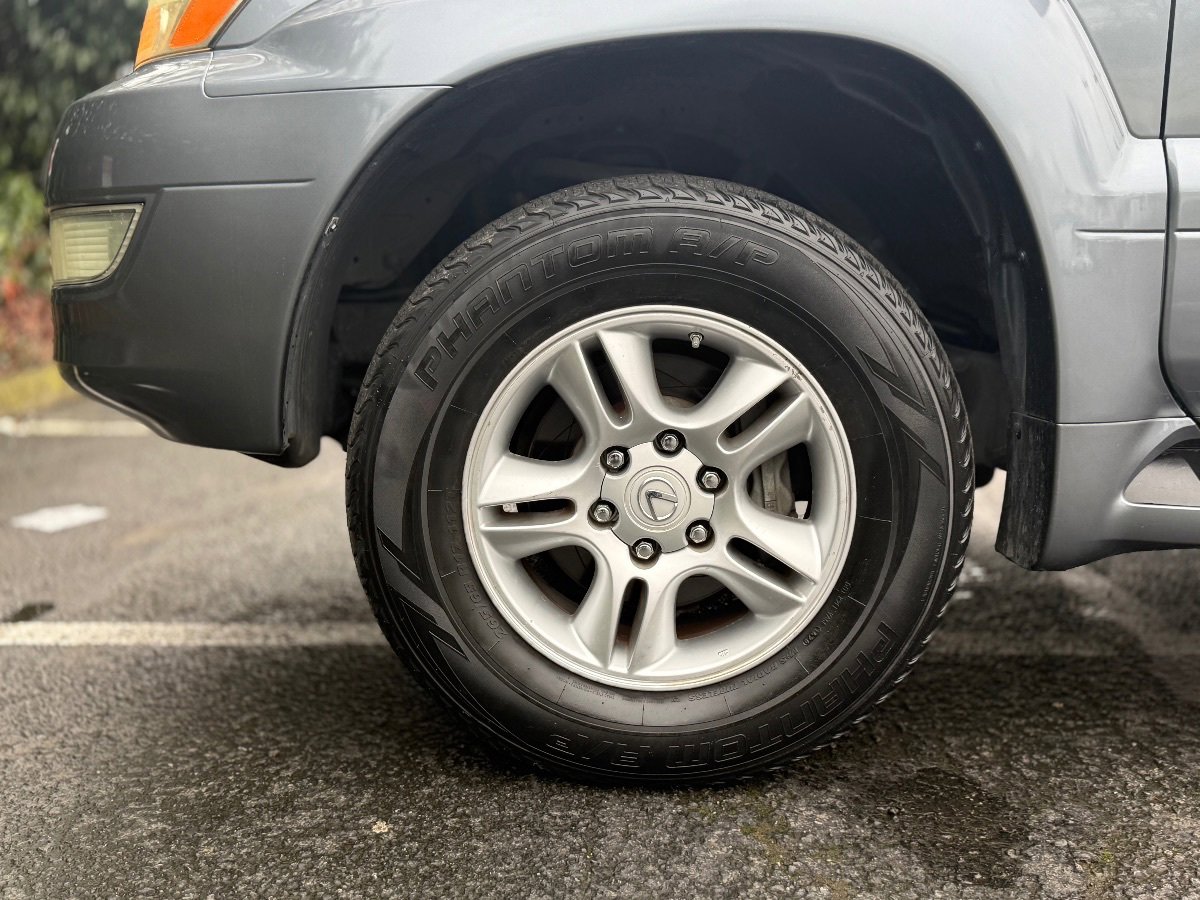 Used 2004 Lexus GX 470 AWD/4WD image 7