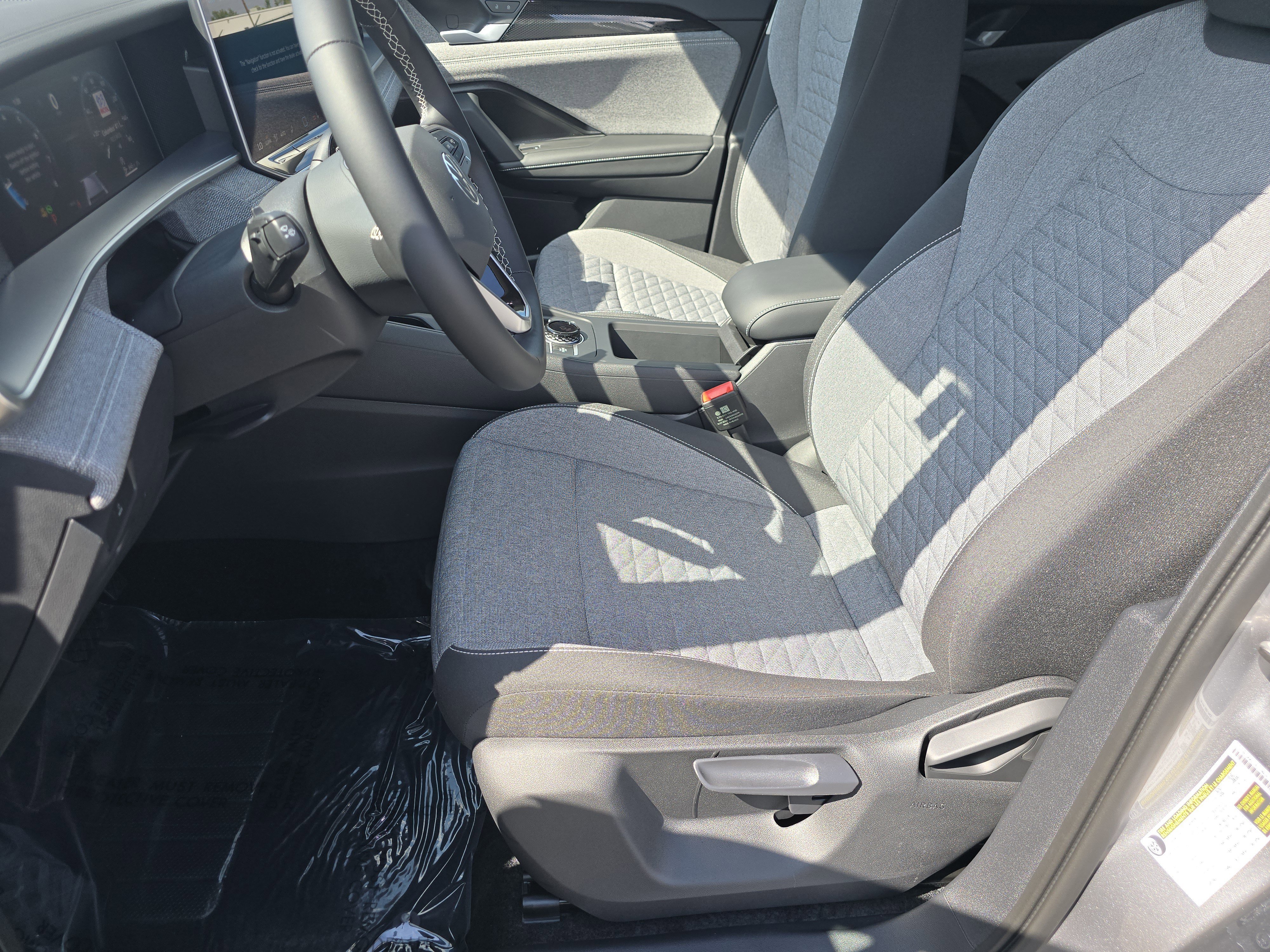 New 2025 Volkswagen Tiguan S image 16