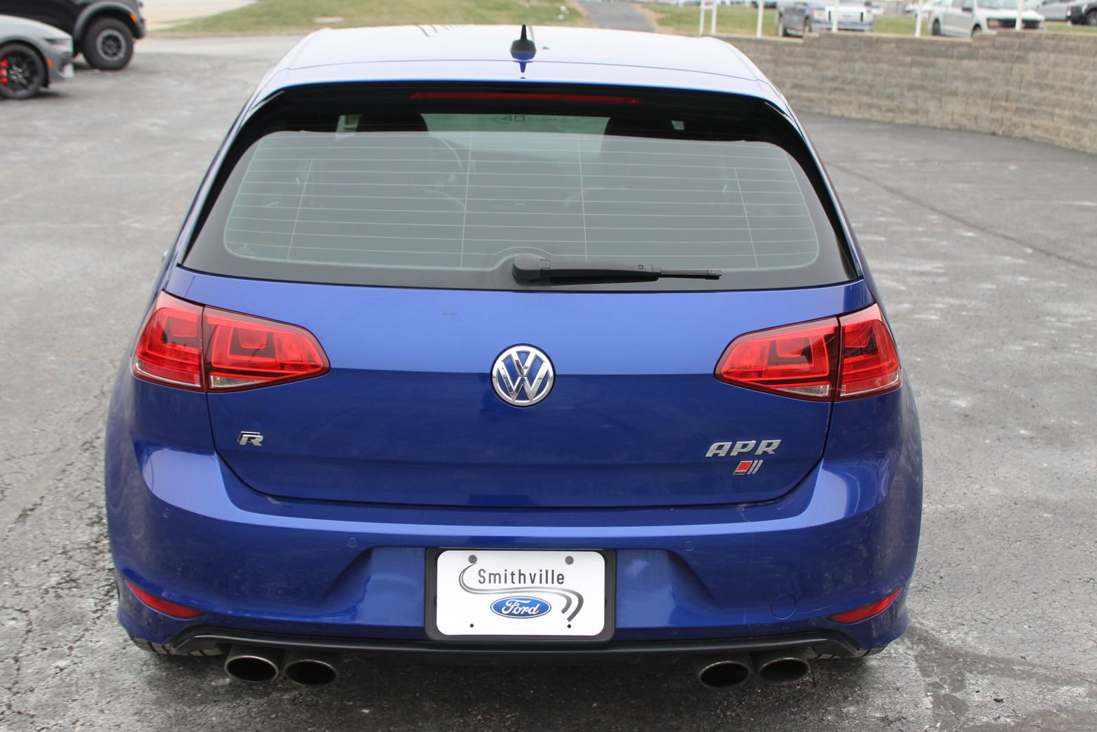 Used 2015 Volkswagen Golf R R image 7