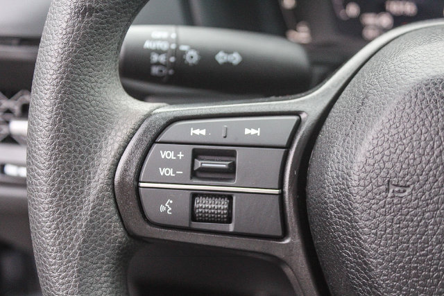 Used 2025 Honda Accord SE image 29