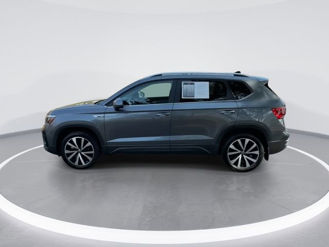 Used 2022 Volkswagen Taos SE FWD image 5