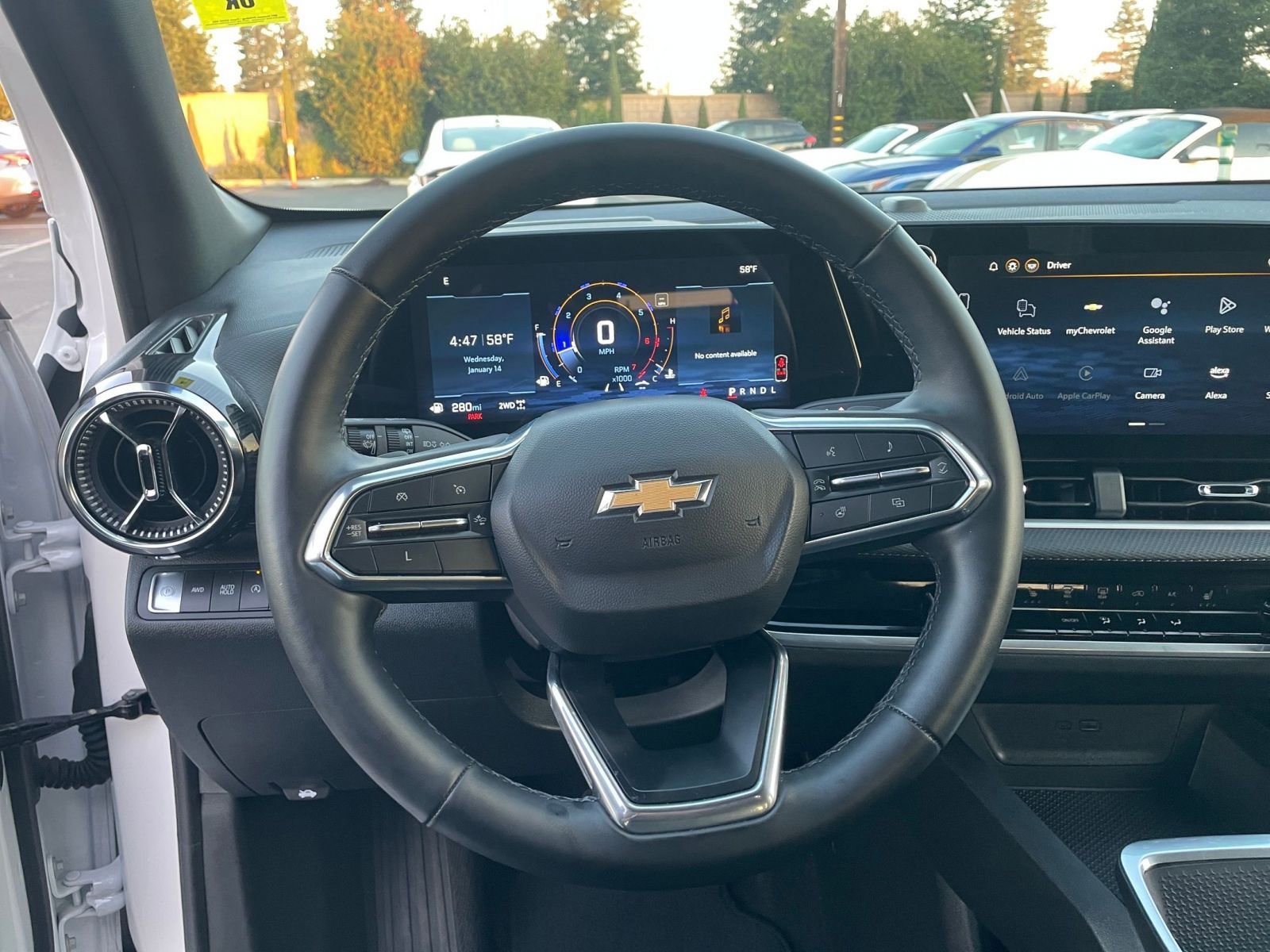 Used 2025 Chevrolet Equinox LT image 34