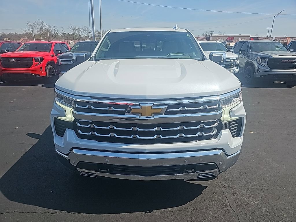 New 2026 Chevrolet Silverado 1500 LTZ w/ LTZ Premium Package image 2
