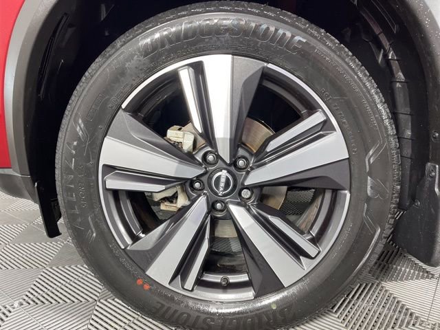 Used 2023 Nissan Rogue Platinum w/ Platinum Premium Package image 12