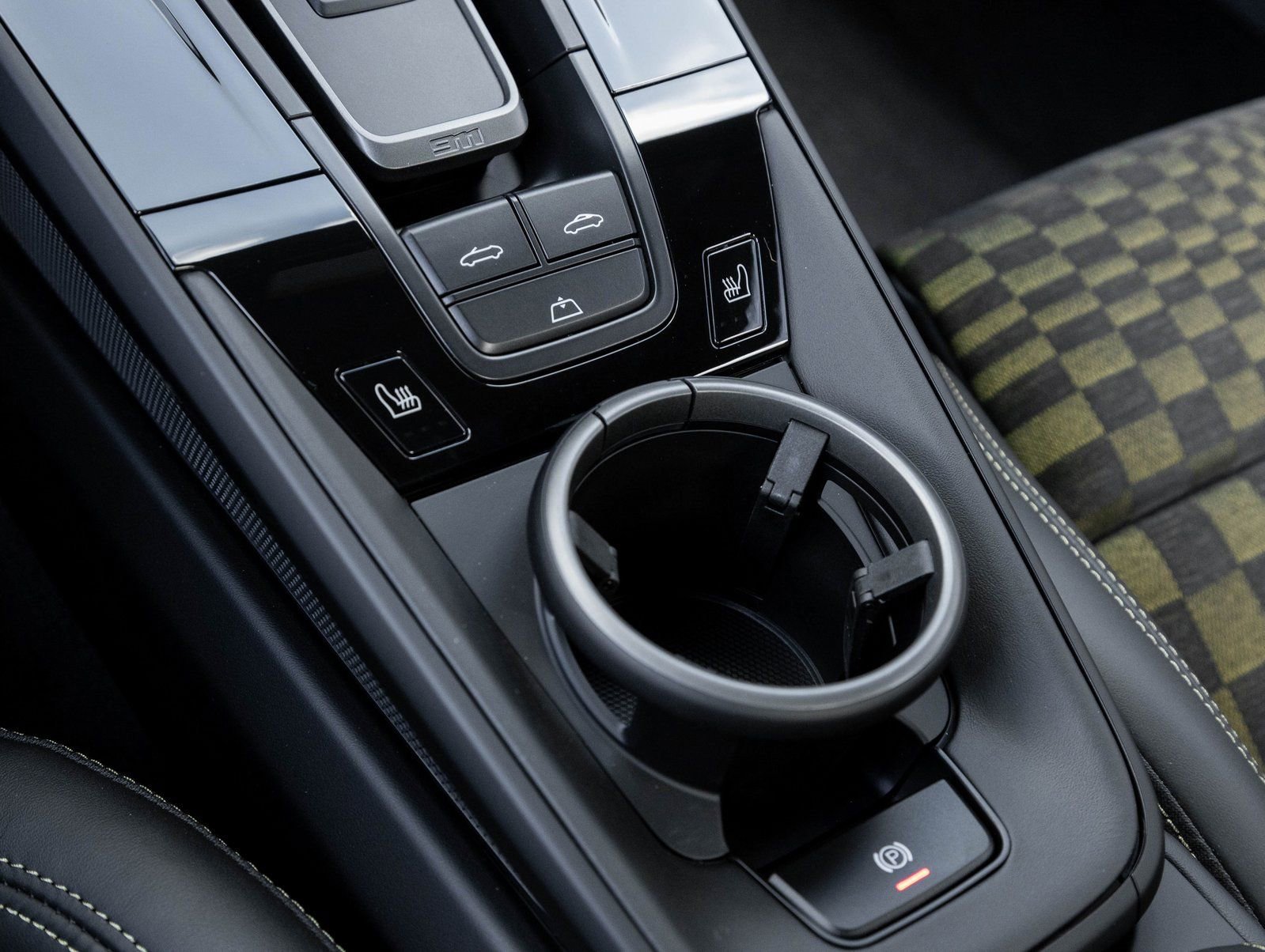 Certified 2026 Porsche 911 GTS image 32