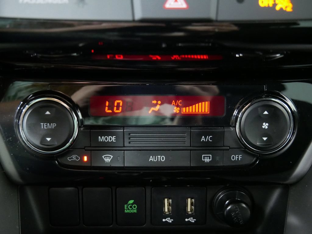 Used 2023 Mitsubishi Eclipse Cross LE AWD/4WD image 30