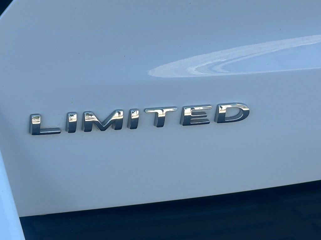 Certified 2023 Ford Expedition Limited image 25