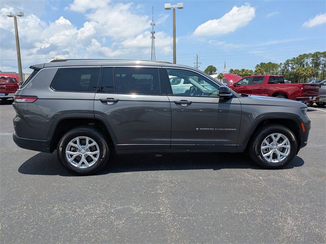 Used 2023 Jeep Grand Cherokee L Limited image 2