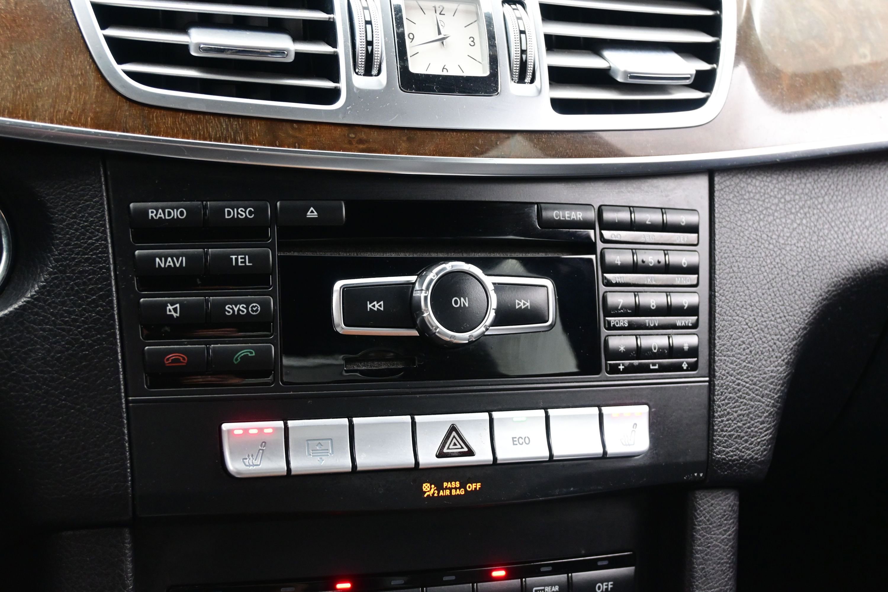 Used 2015 Mercedes-Benz E 350 4MATIC Sedan image 19