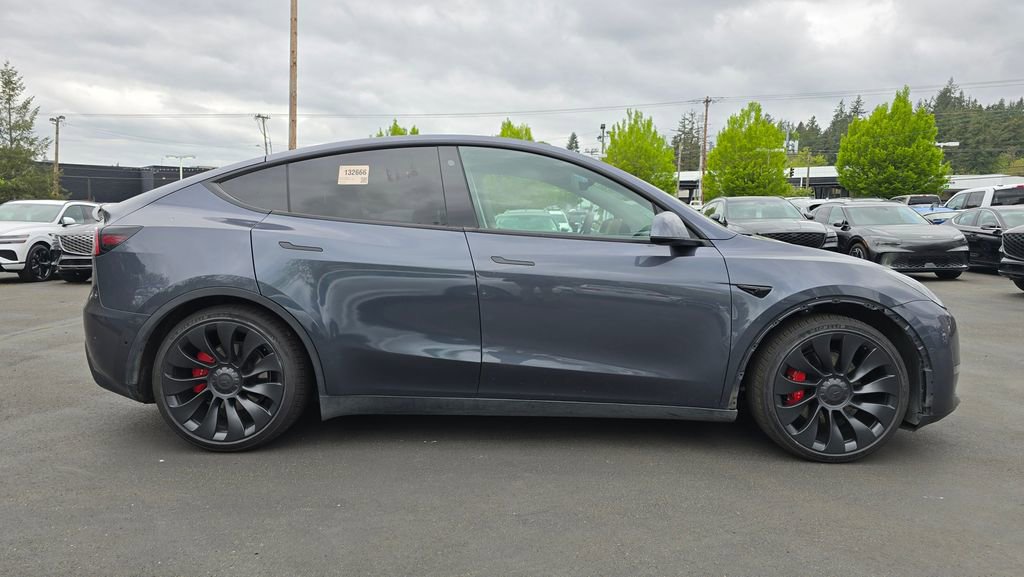 Used 2022 Tesla Model Y Performance AWD/4WD image 2