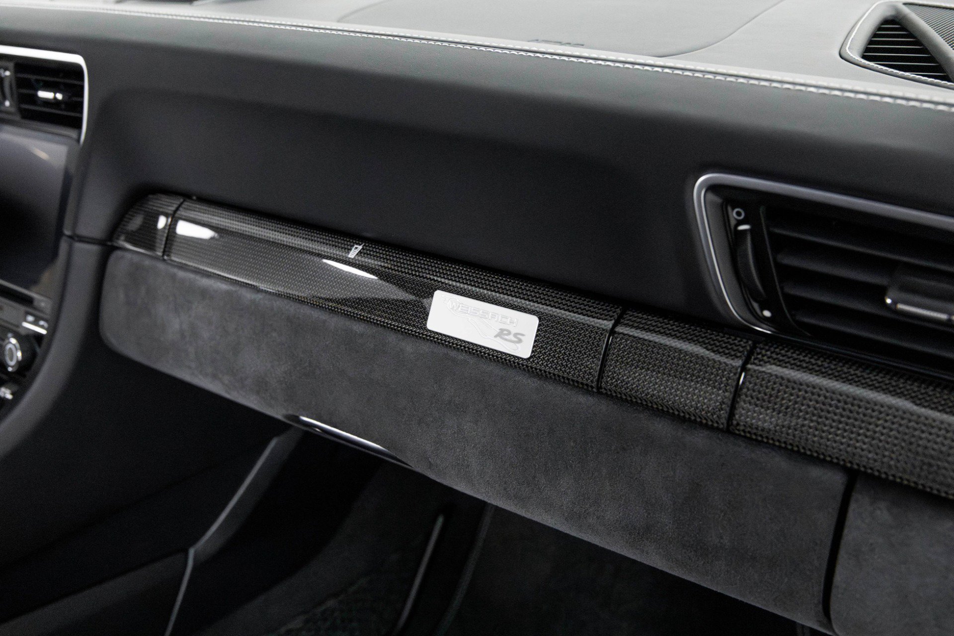 Used 2018 Porsche 911 GT2 RS image 39