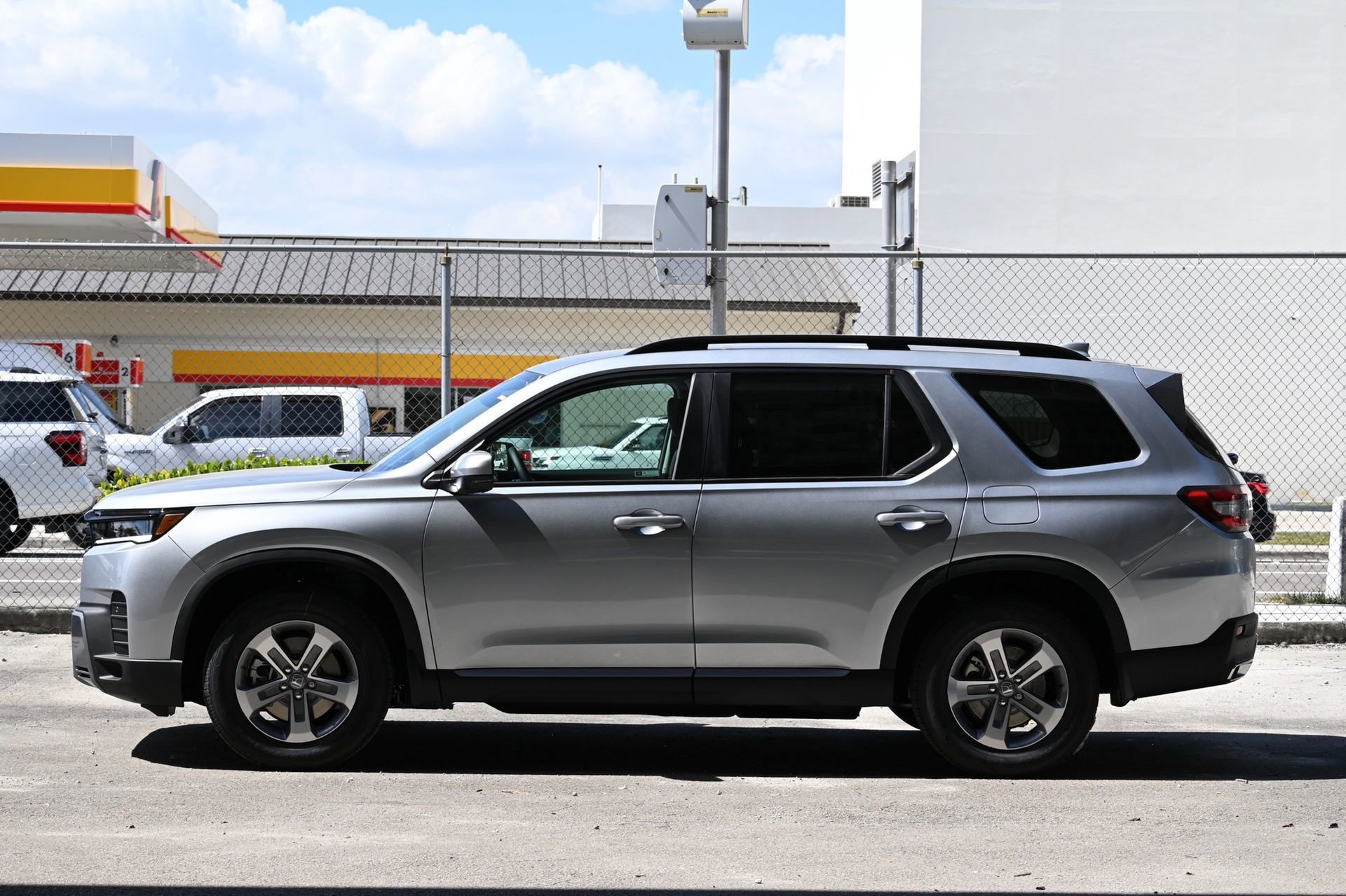 New 2026 Honda Pilot EX-L image 8