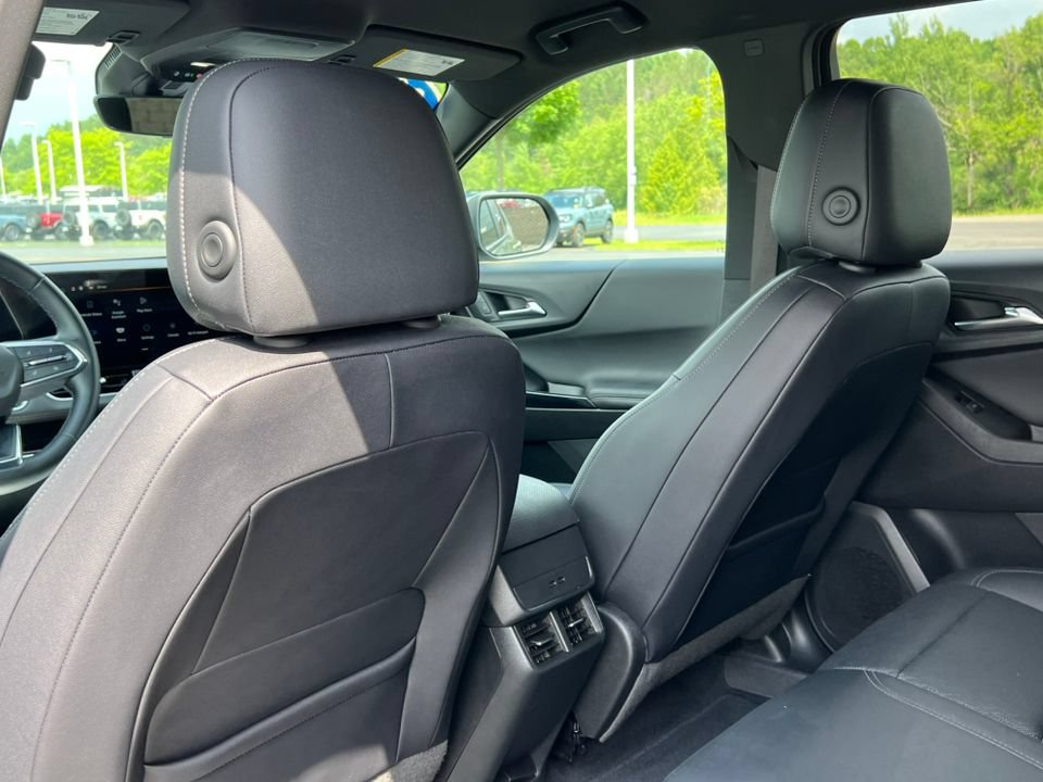 Used 2025 Chevrolet Equinox LT w/ Convenience Package II AWD/4WD image 29