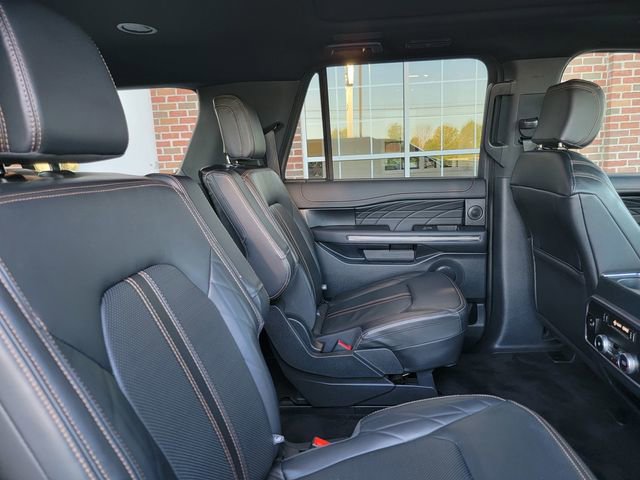 Used 2022 Ford Expedition Max Platinum image 17