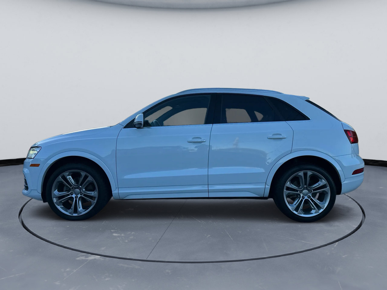Used 2017 Audi Q3 2.0T Premium Plus image 4
