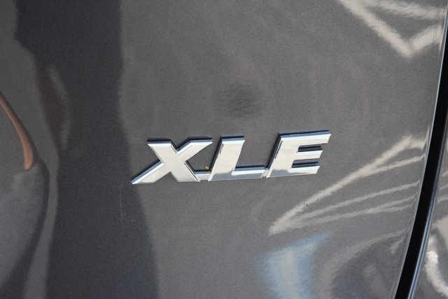 Used 2025 Toyota RAV4 XLE w/ Convenience Package FWD image 8