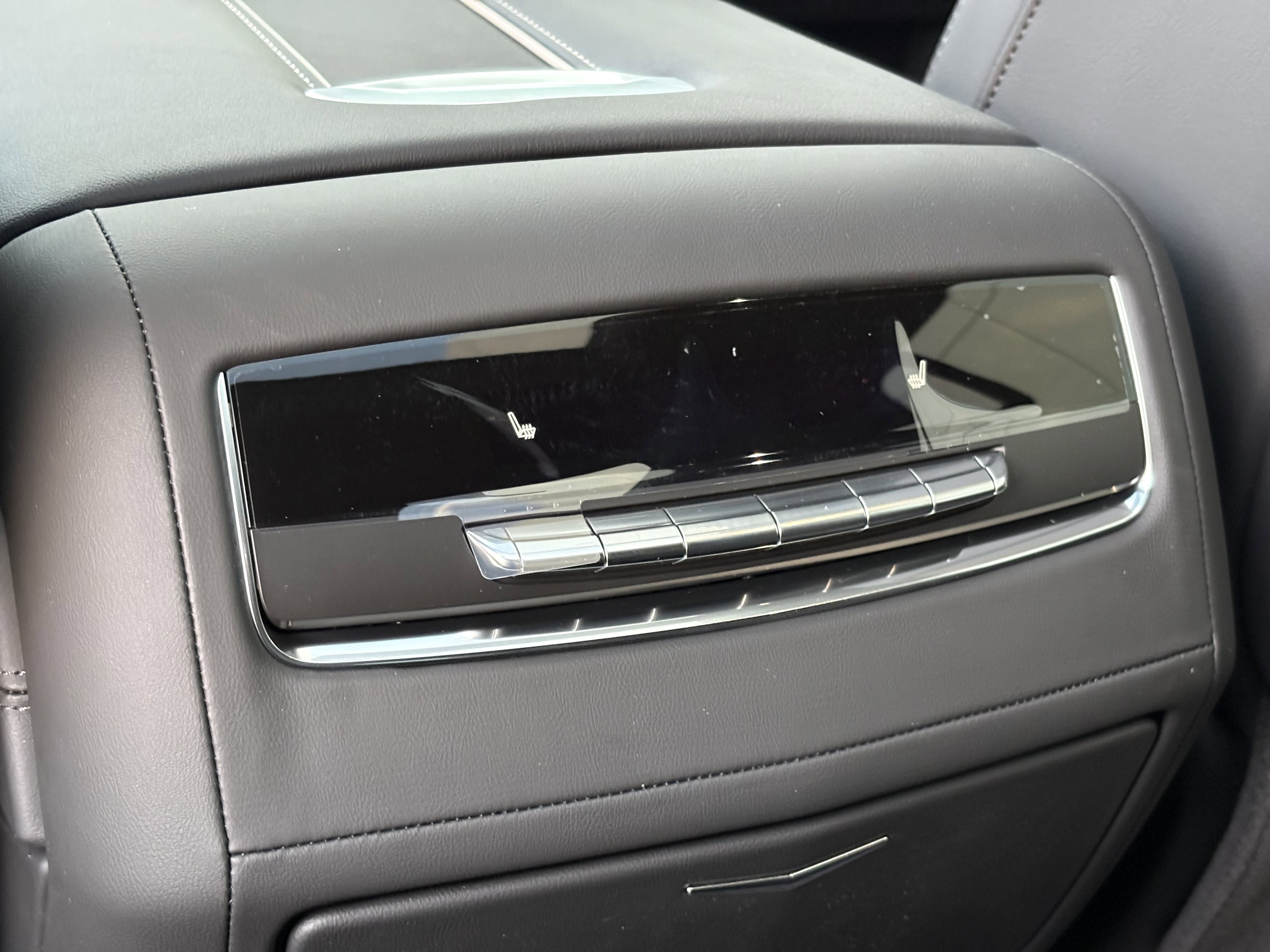 New 2026 Cadillac Escalade Luxury image 15