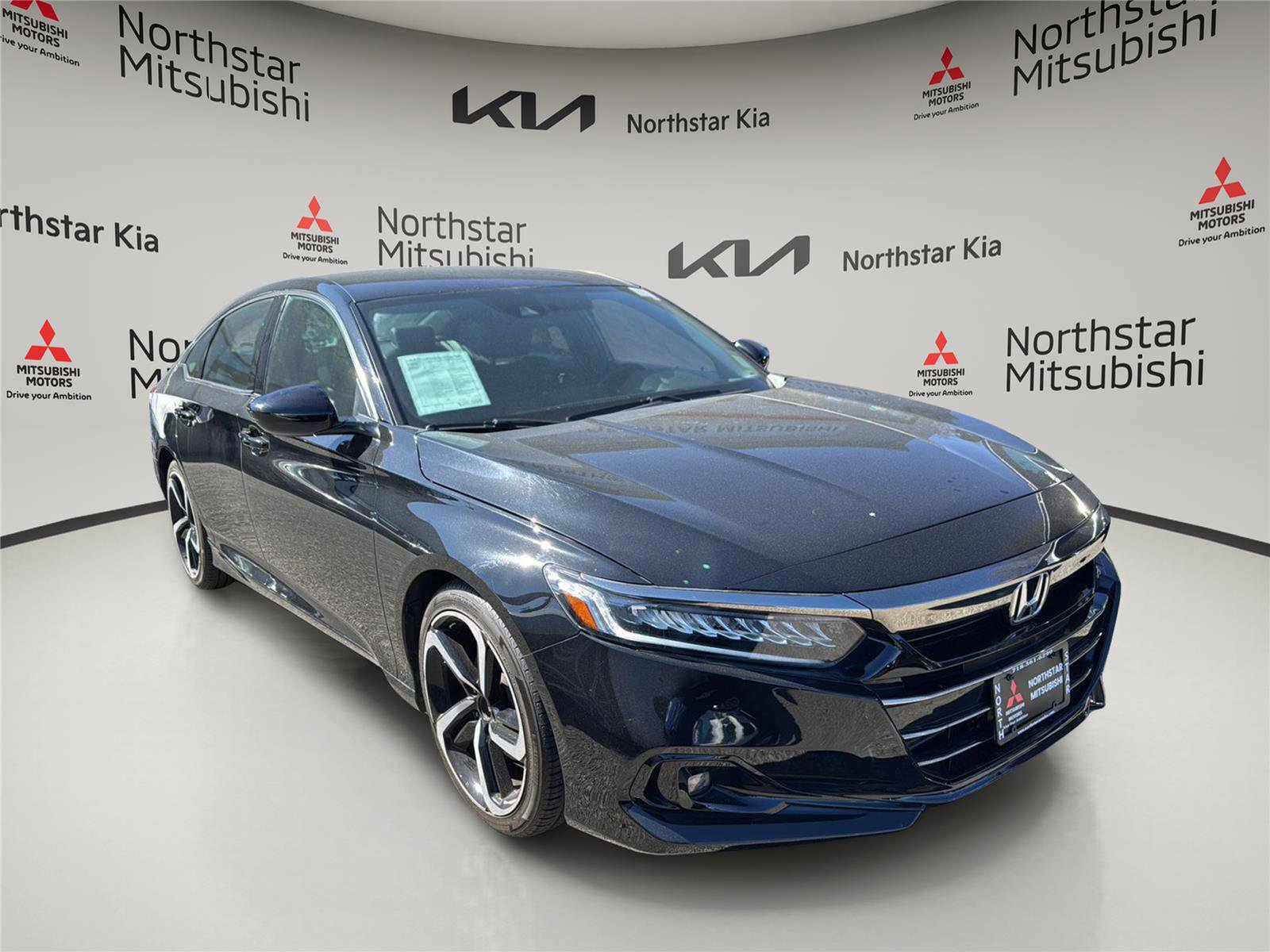 Used 2021 Honda Accord Sport image 9
