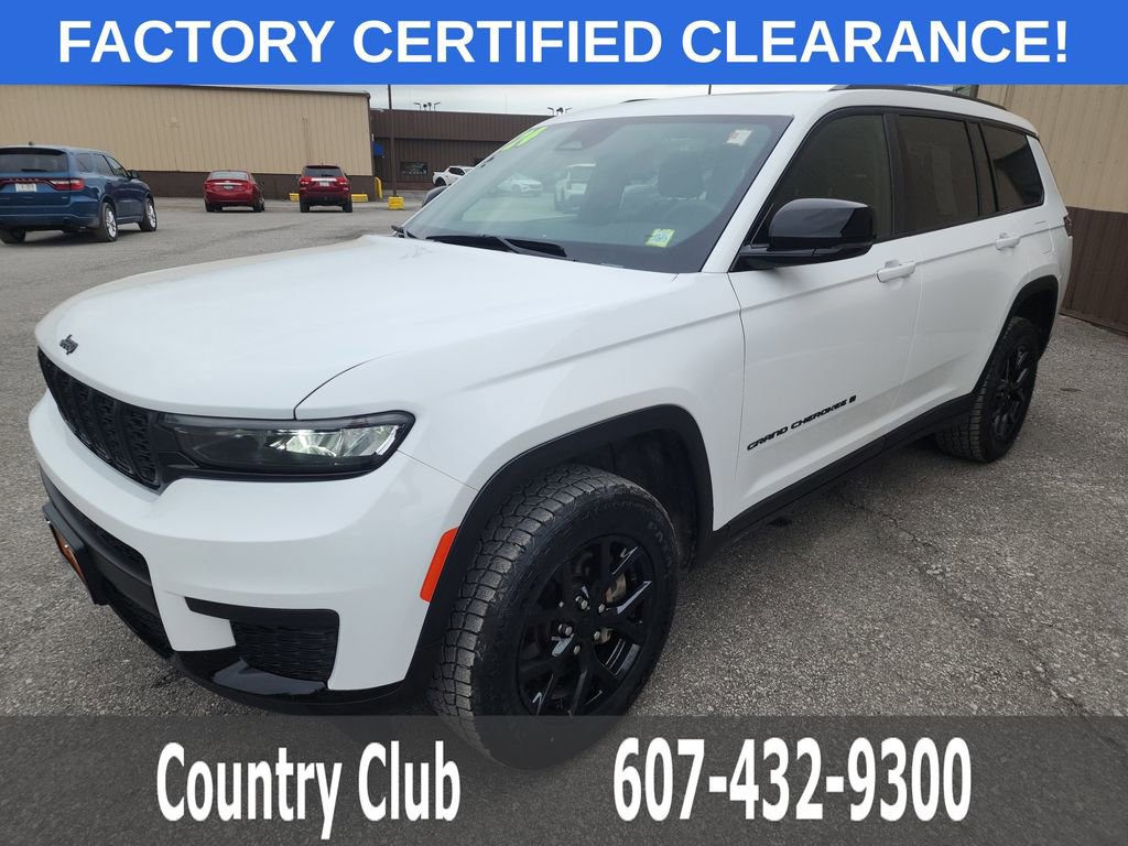 Used 2024 Jeep Grand Cherokee L Altitude AWD/4WD image 4
