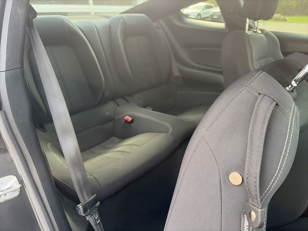 Used 2019 Ford Mustang Coupe RWD image 29