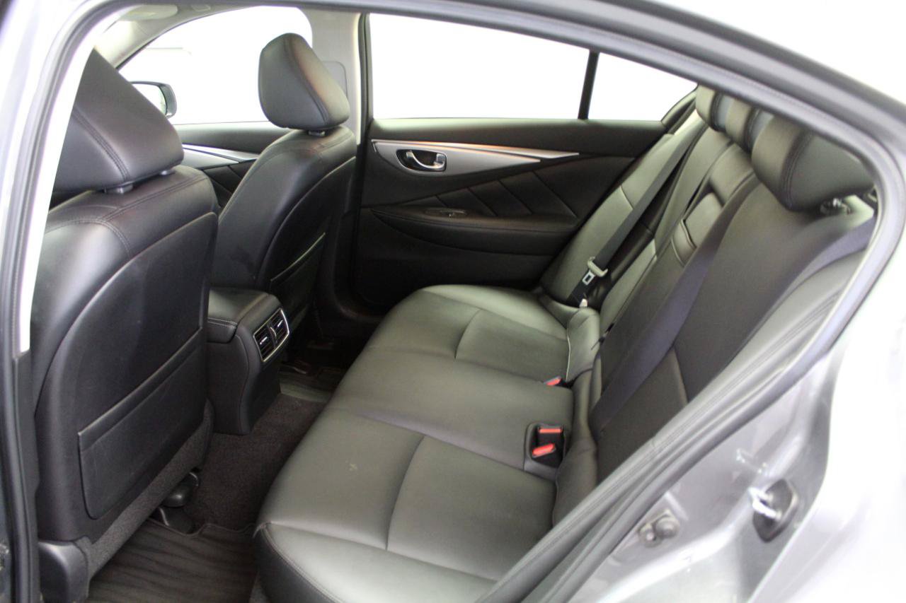 Used 2020 INFINITI Q50 Luxe w/ Essential Package (3.0T Luxe) AWD/4WD image 23