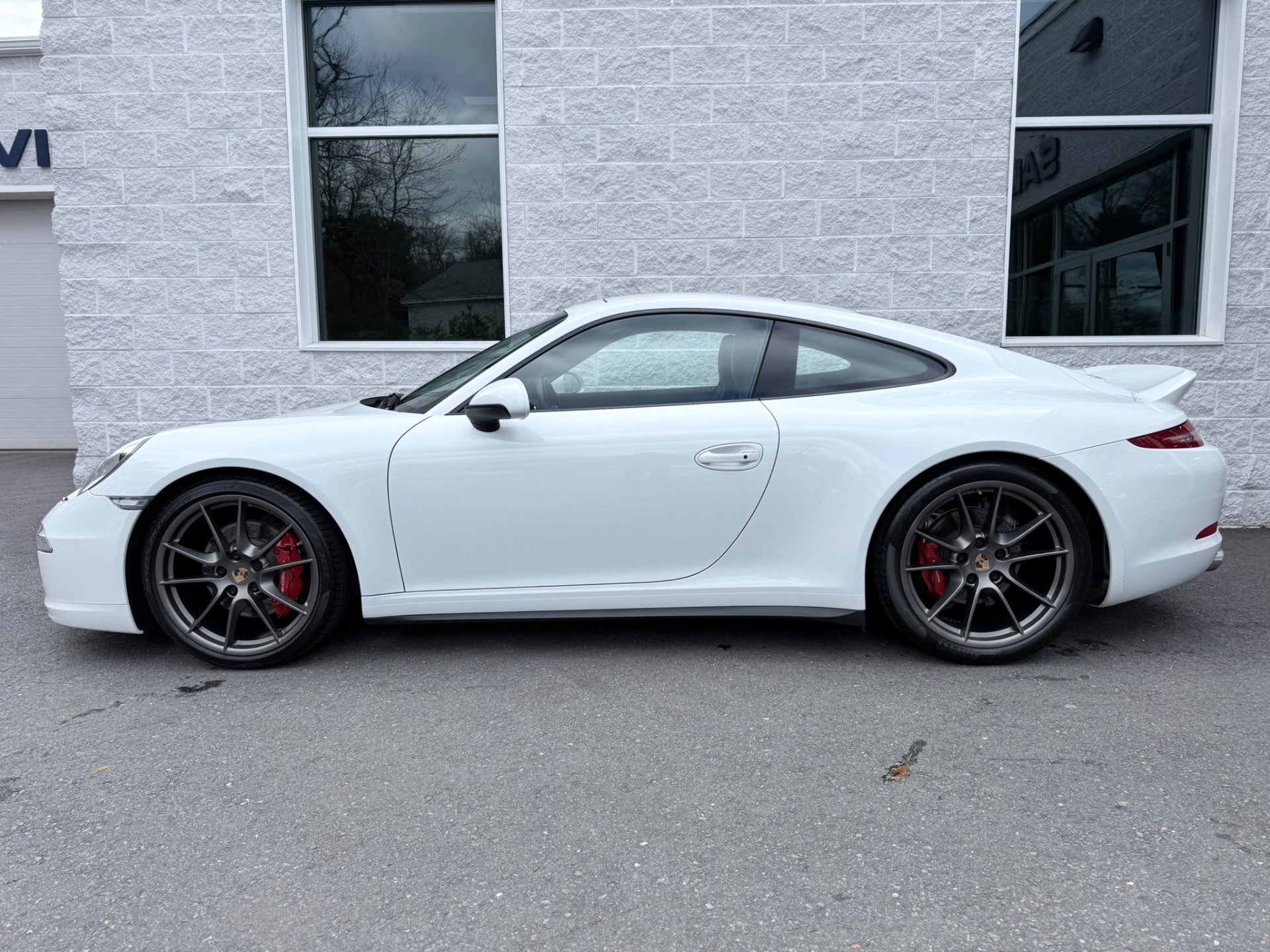 Used 2013 Porsche 911 Carrera 4S AWD/4WD image 5