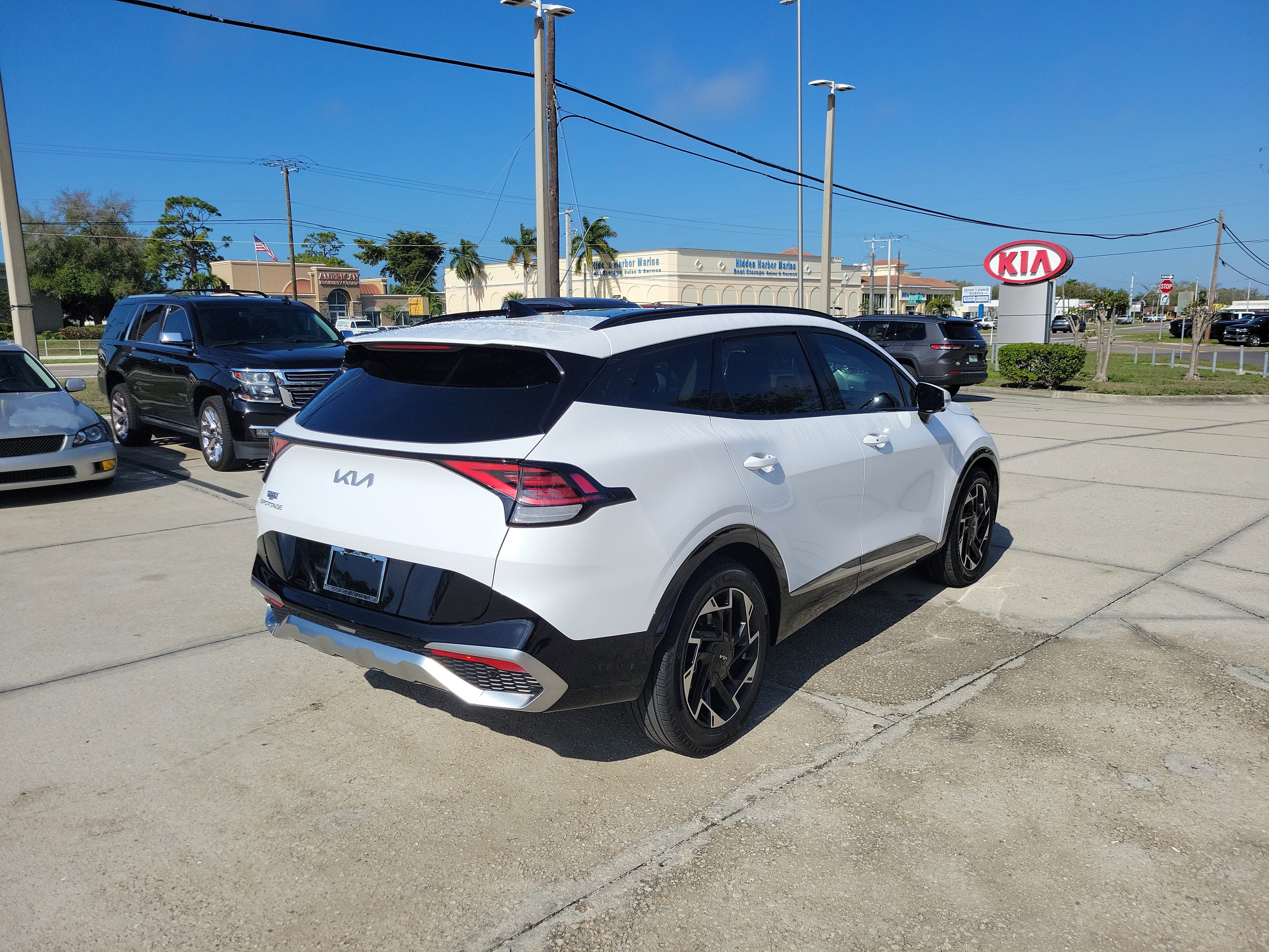 Used 2023 Kia Sportage SX image 4