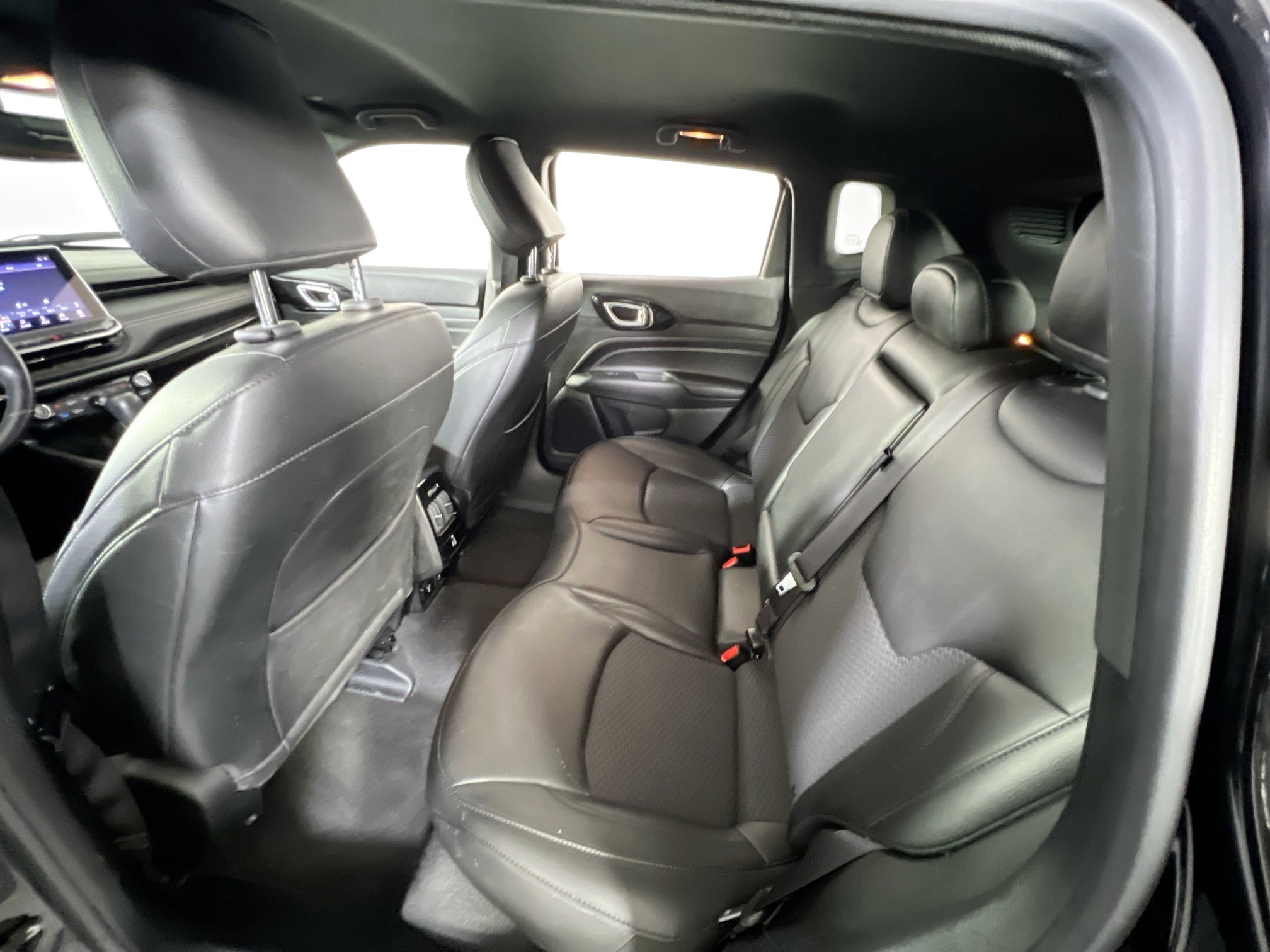 Used 2022 Jeep Compass Altitude w/ Convenience Group image 22