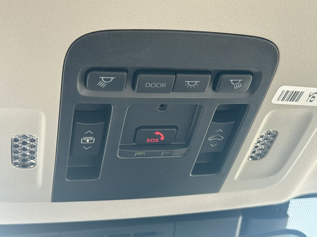 New 2026 Toyota Camry XLE AWD/4WD image 33