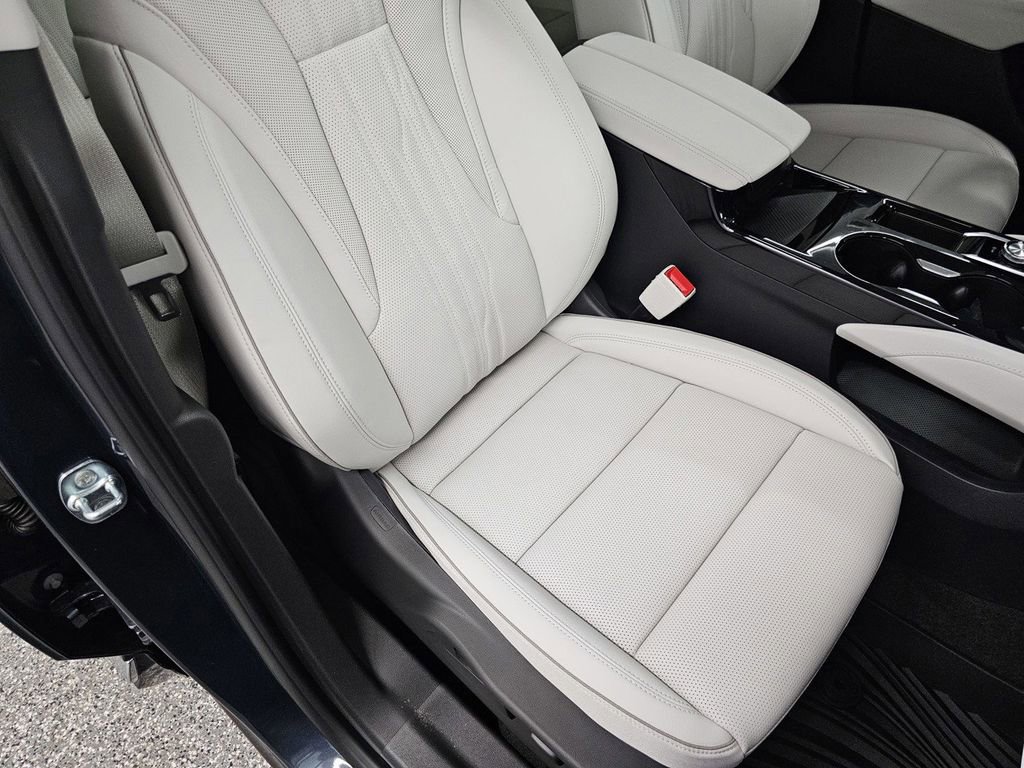 New 2026 Buick Envision Avenir image 21