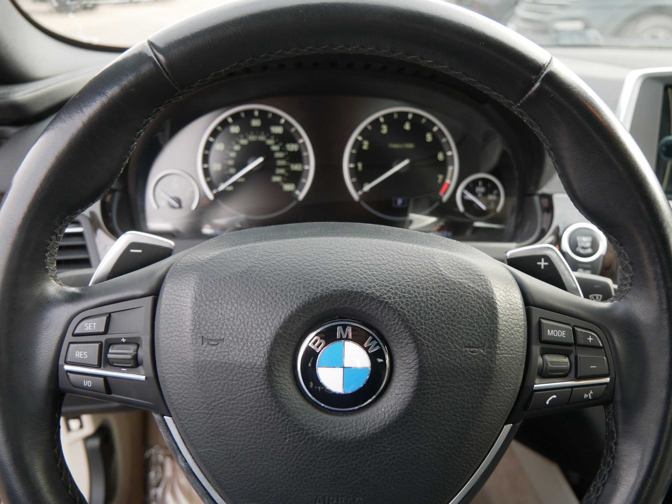 Used 2012 BMW 640i Convertible image 25