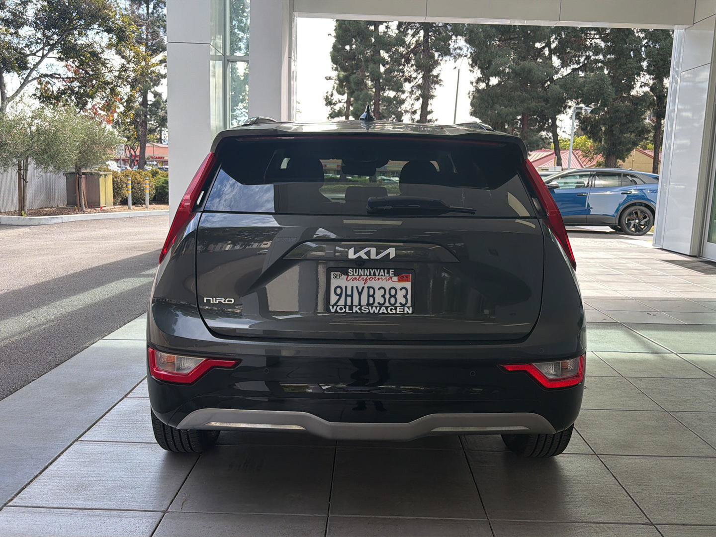 Used 2023 Kia Niro Wind FWD image 4