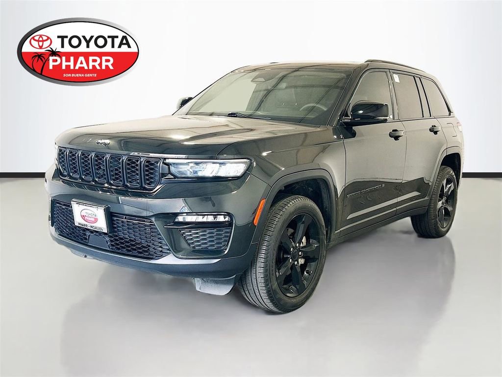 Used 2024 Jeep Grand Cherokee Limited w/ Black Appearance Package AWD/4WD image 1