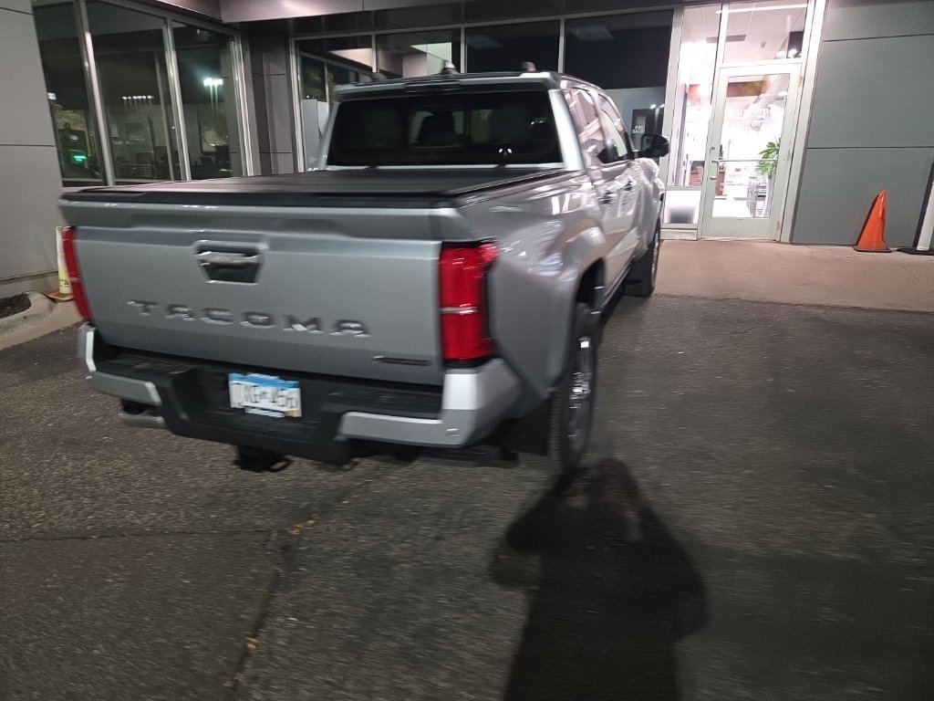 Used 2026 Toyota Tacoma Limited w/ Tow Tech Package AWD/4WD image 15