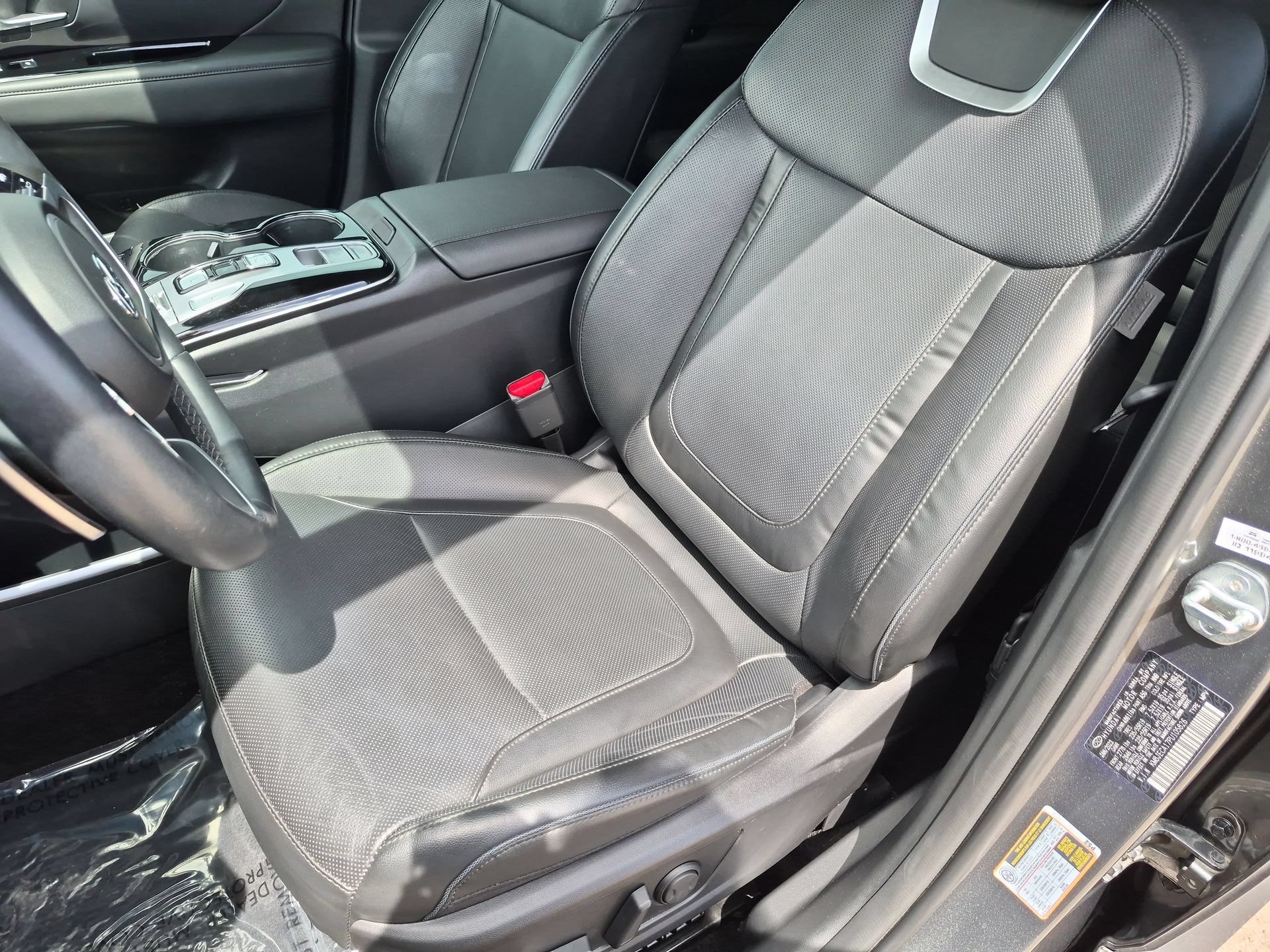 Certified 2023 Hyundai Tucson Limited AWD/4WD image 16