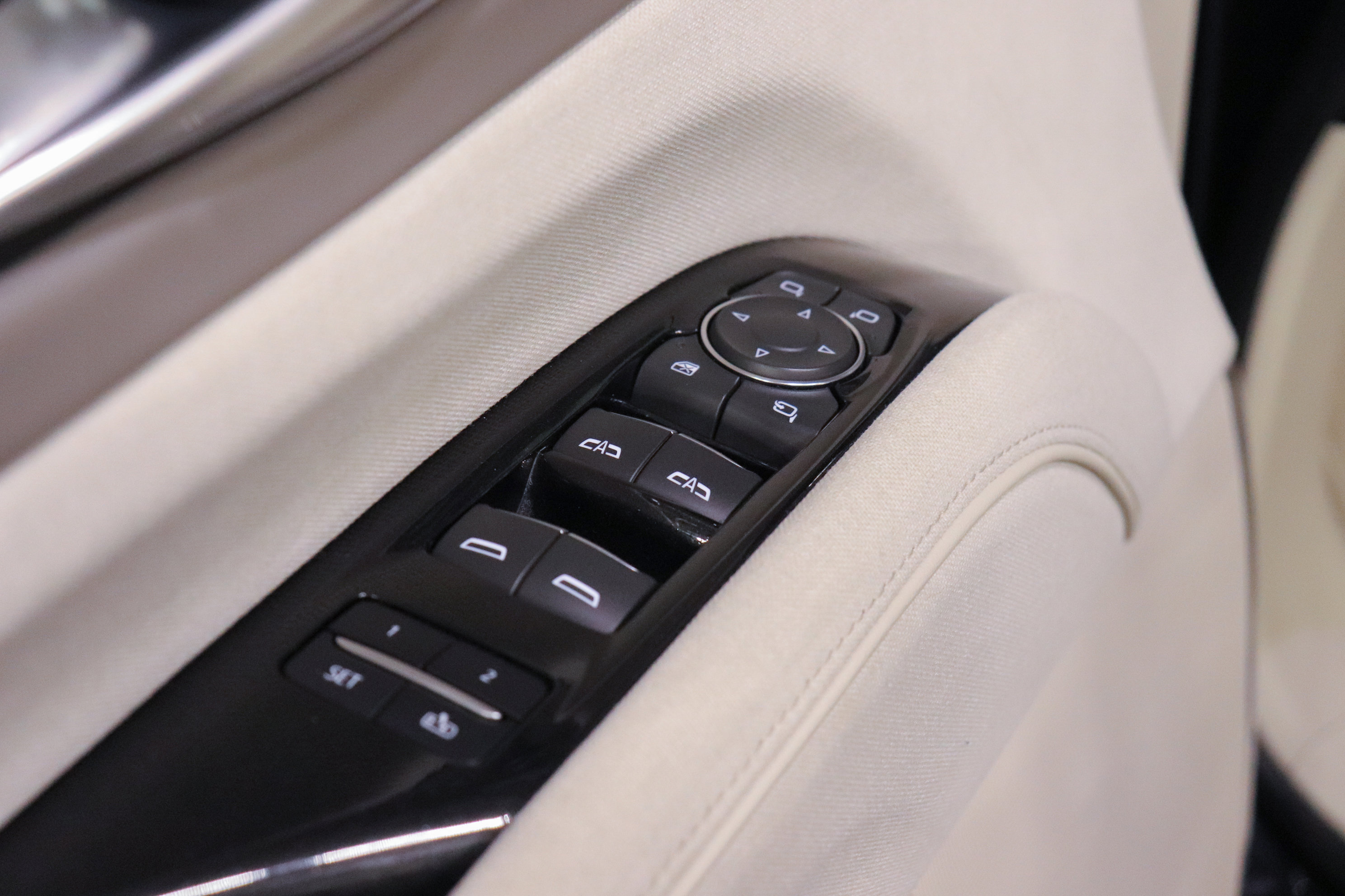 Used 2022 Cadillac Escalade ESV Sport Platinum image 12