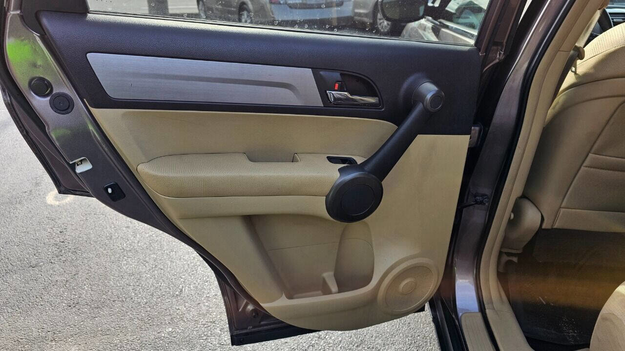 Used 2011 Honda CR-V SE image 22