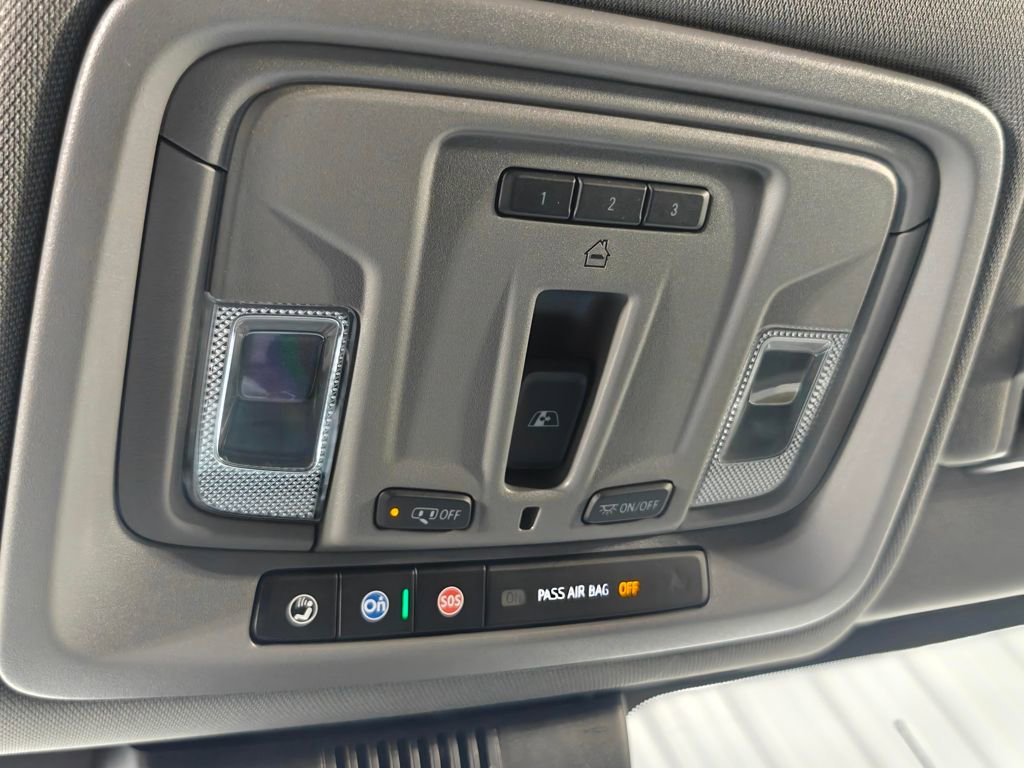 Used 2022 Chevrolet Silverado 1500 LT w/ Max Trailering Package image 10