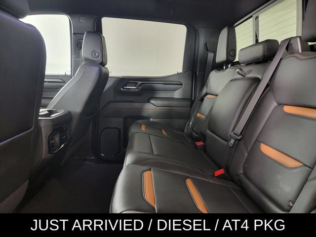 Used 2024 GMC Sierra 1500 AT4 w/ Technology Package AWD/4WD image 15