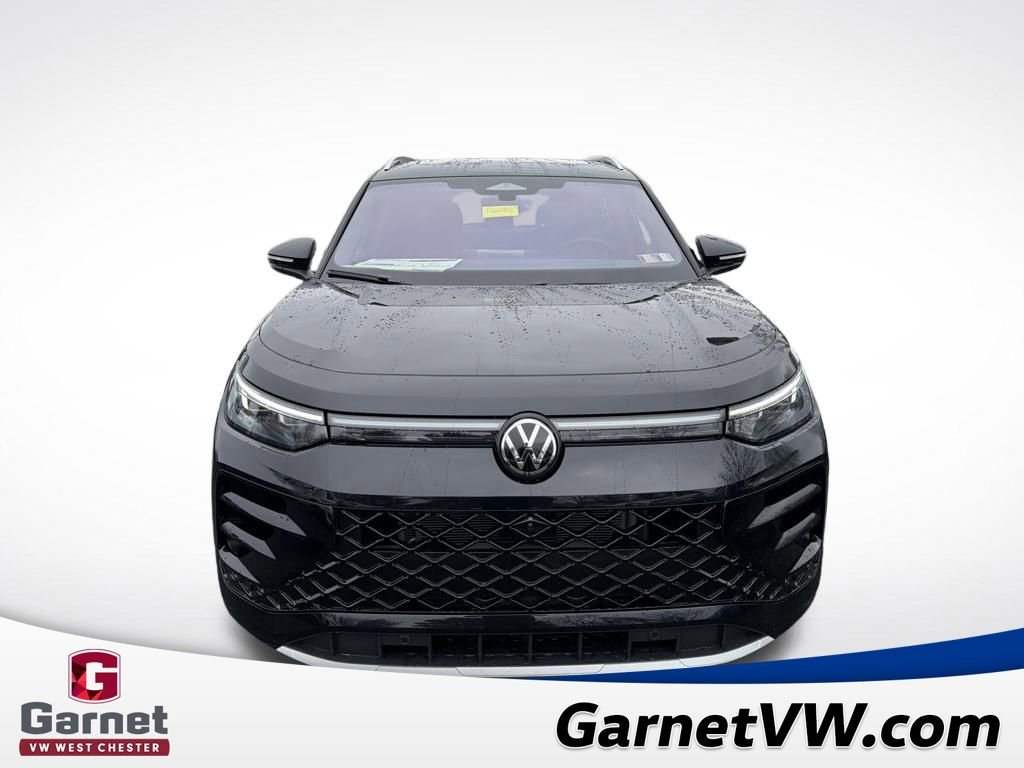 New 2026 Volkswagen Tiguan SEL R-Line image 8