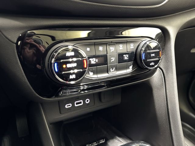 Used 2023 Buick Encore GX Essence w/ Advanced Technology Package image 23