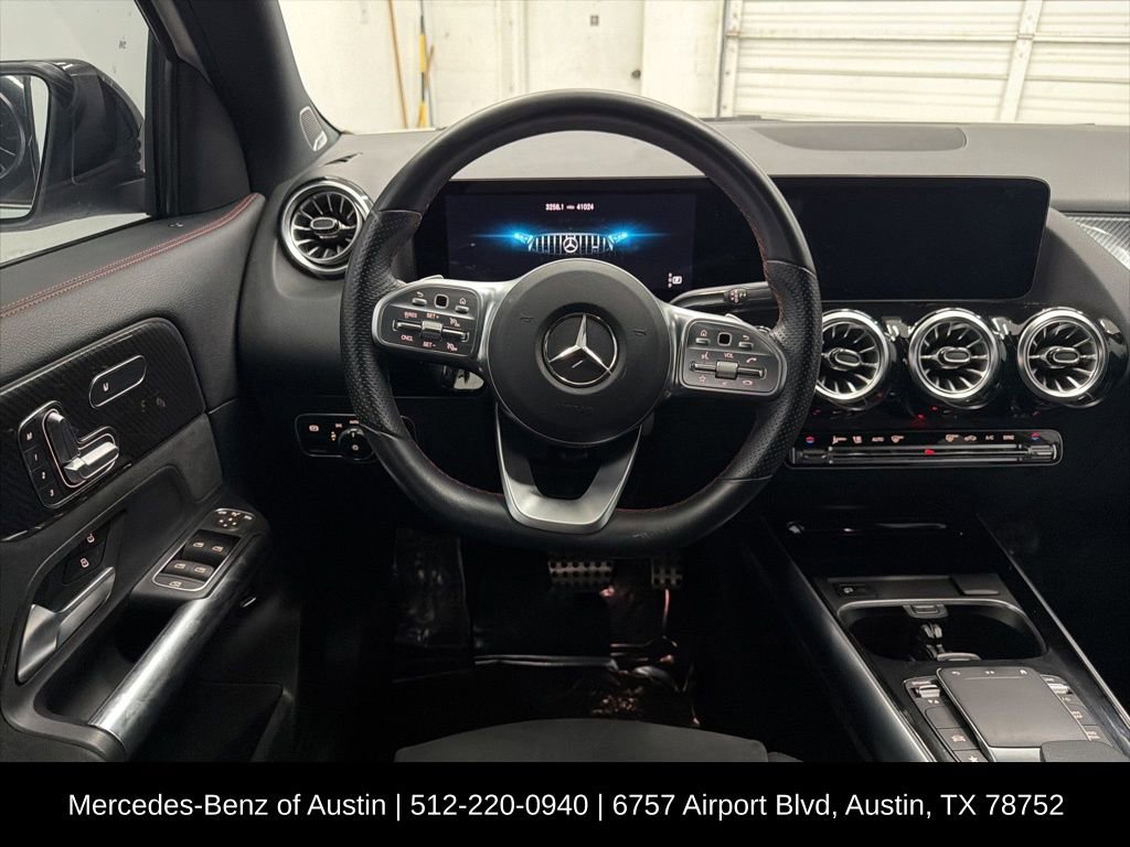 Certified 2022 Mercedes-Benz GLA 35 AMG 4MATIC image 22