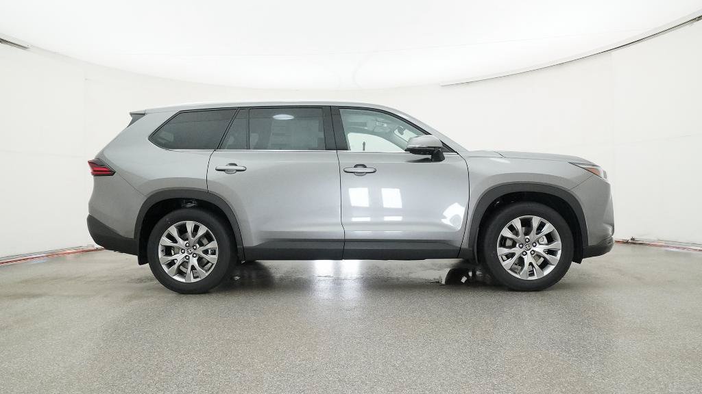 New 2026 Toyota Grand Highlander FWD image 30