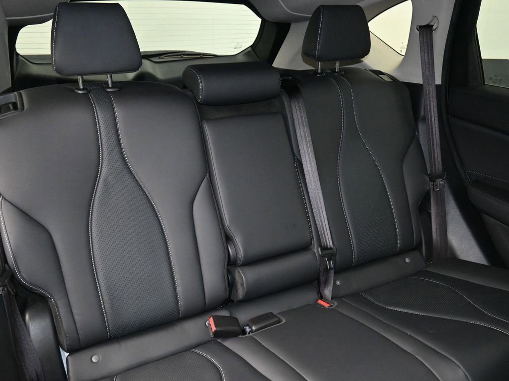 Used 2025 Acura RDX w/ Technology Package image 12