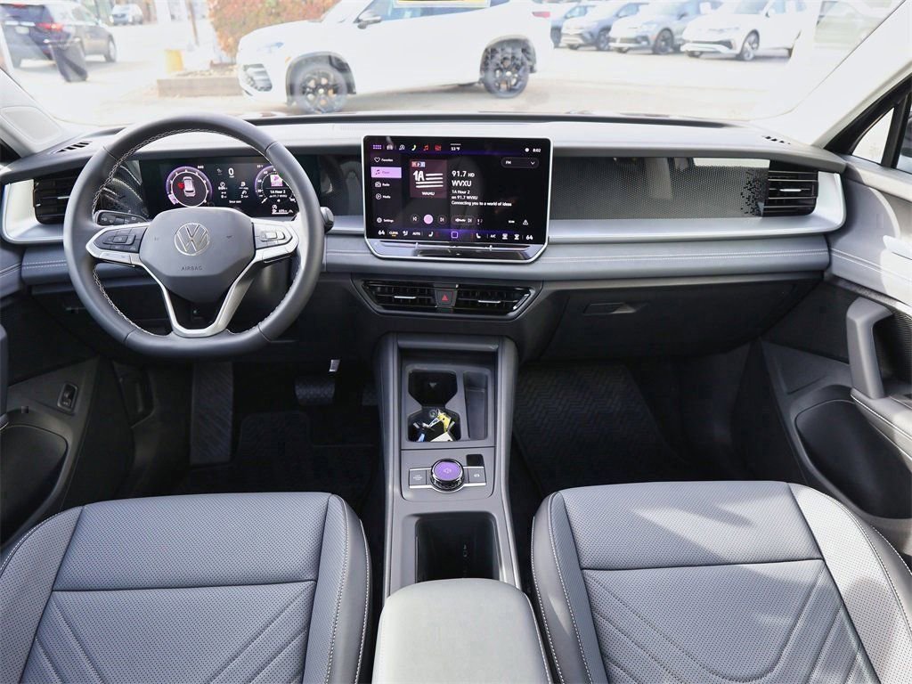 New 2026 Volkswagen Tiguan SE AWD/4WD image 16