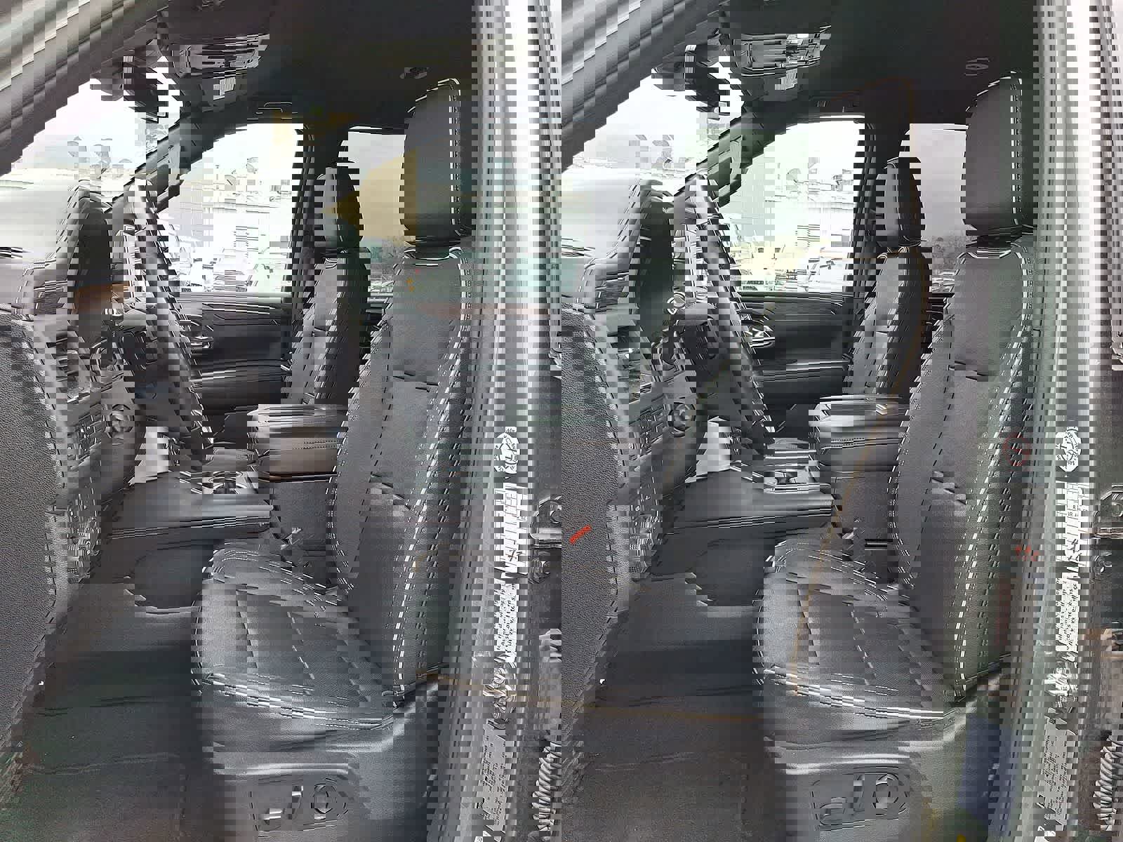 Used 2023 Chevrolet Suburban Premier AWD/4WD image 24