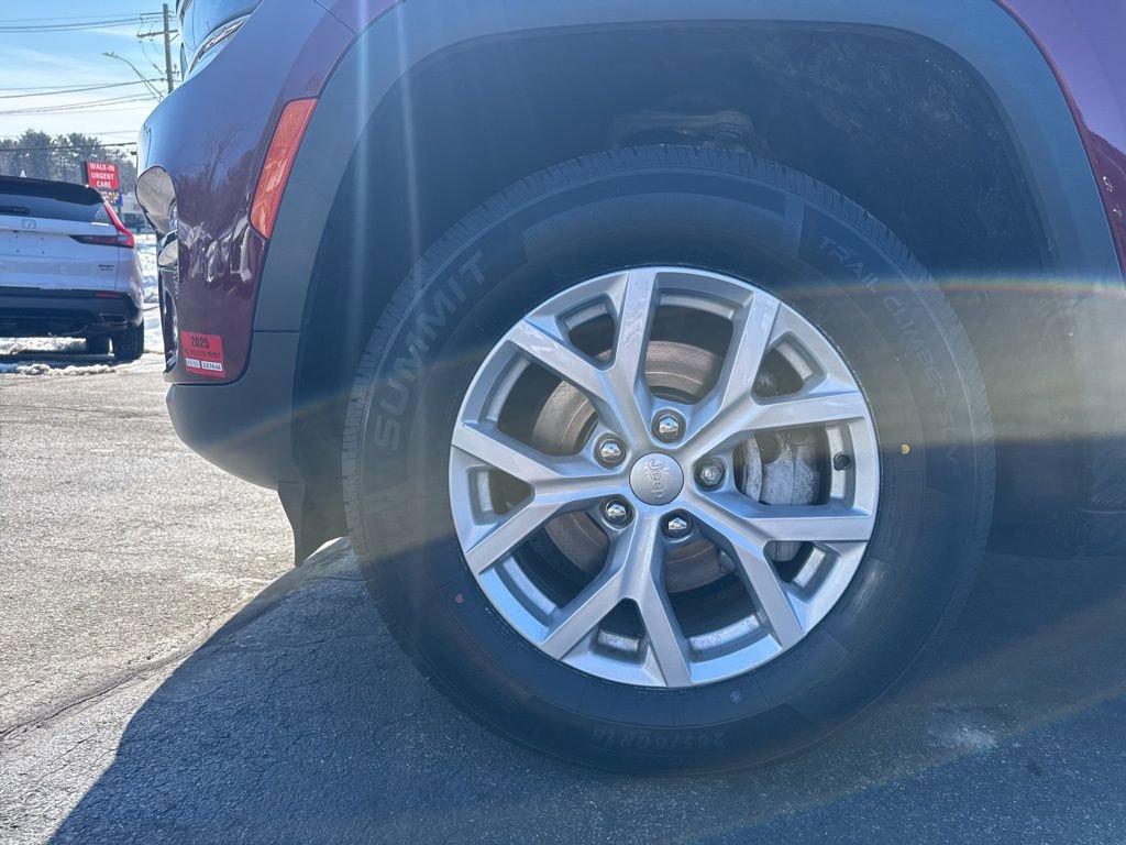 Used 2023 Jeep Grand Cherokee Limited image 11