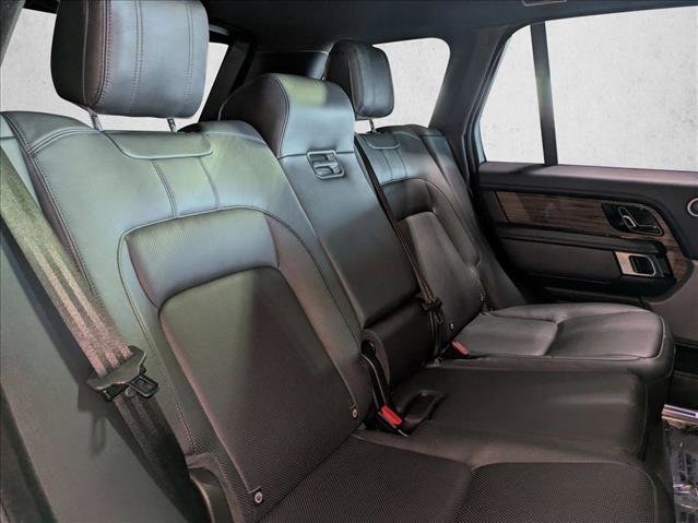 Used 2018 Land Rover Range Rover HSE image 21