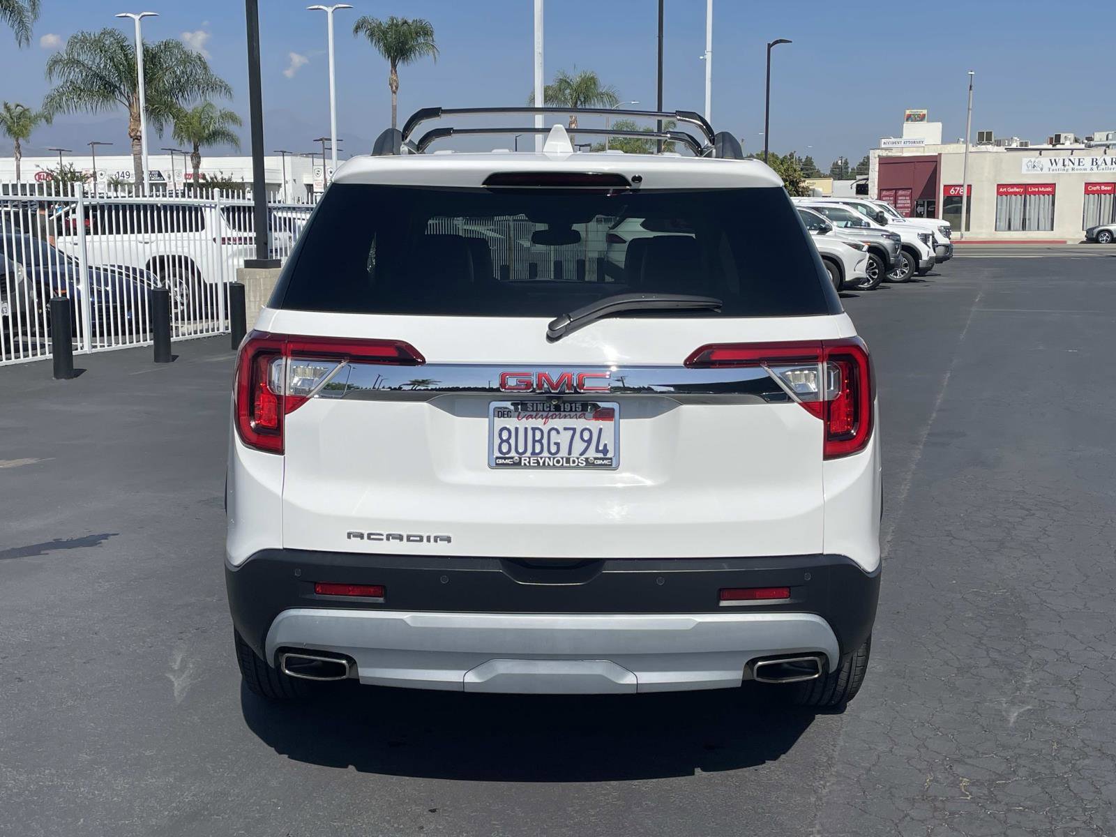 Used 2021 GMC Acadia SLT w/ Premium Package image 5